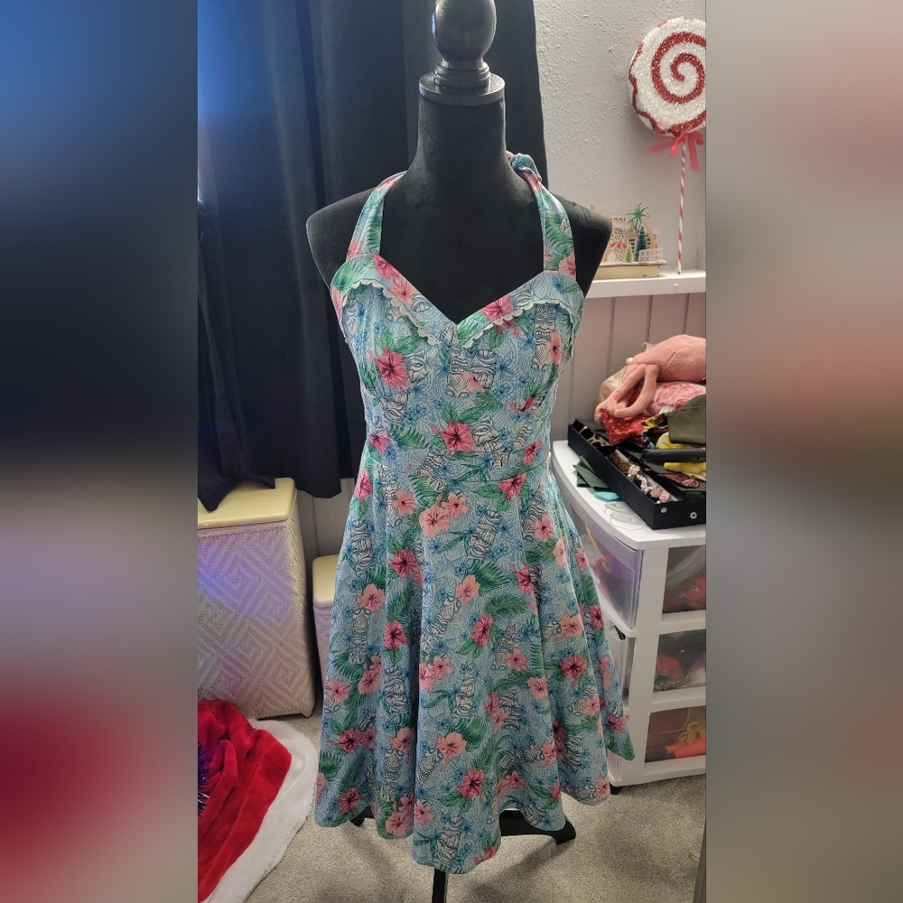 Hot Topic Tiki Floral Dress